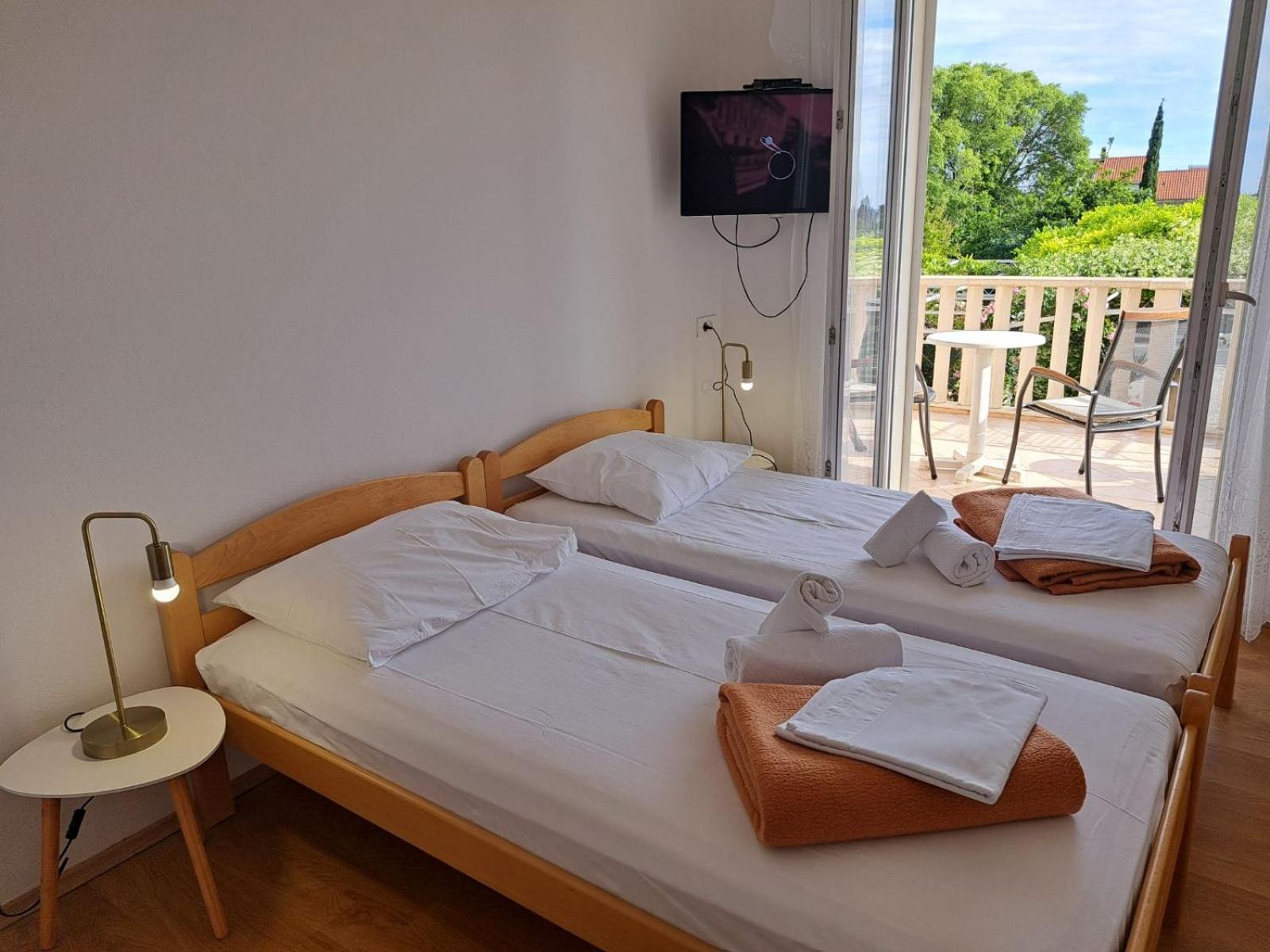 Apartments & Rooms Cakelic Млини Екстериор снимка